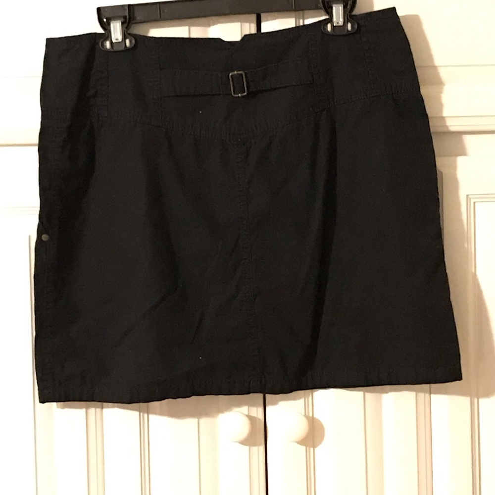 H&M: Pocketed Mini - Picture 2 of 2